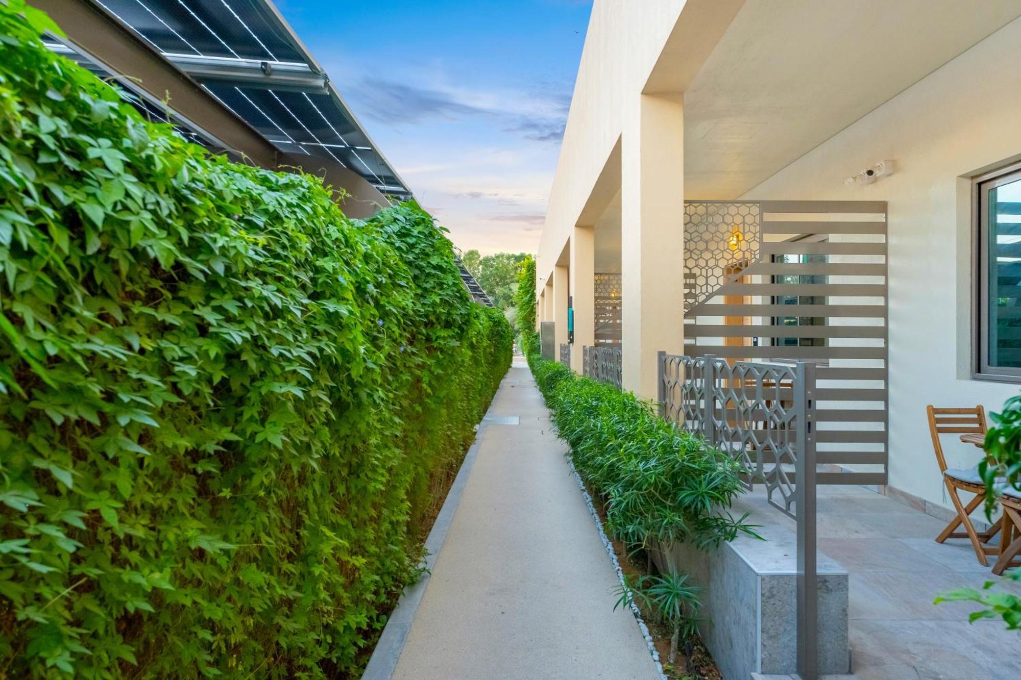 The Sustainable Homes Operated By Fam Living Dubai Exterior photo